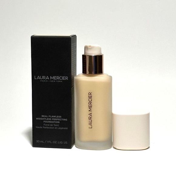Laura Mercier Real Flawless Weightless Perfecting Foundation 1W1 Cashmere - Picture 1 of 5